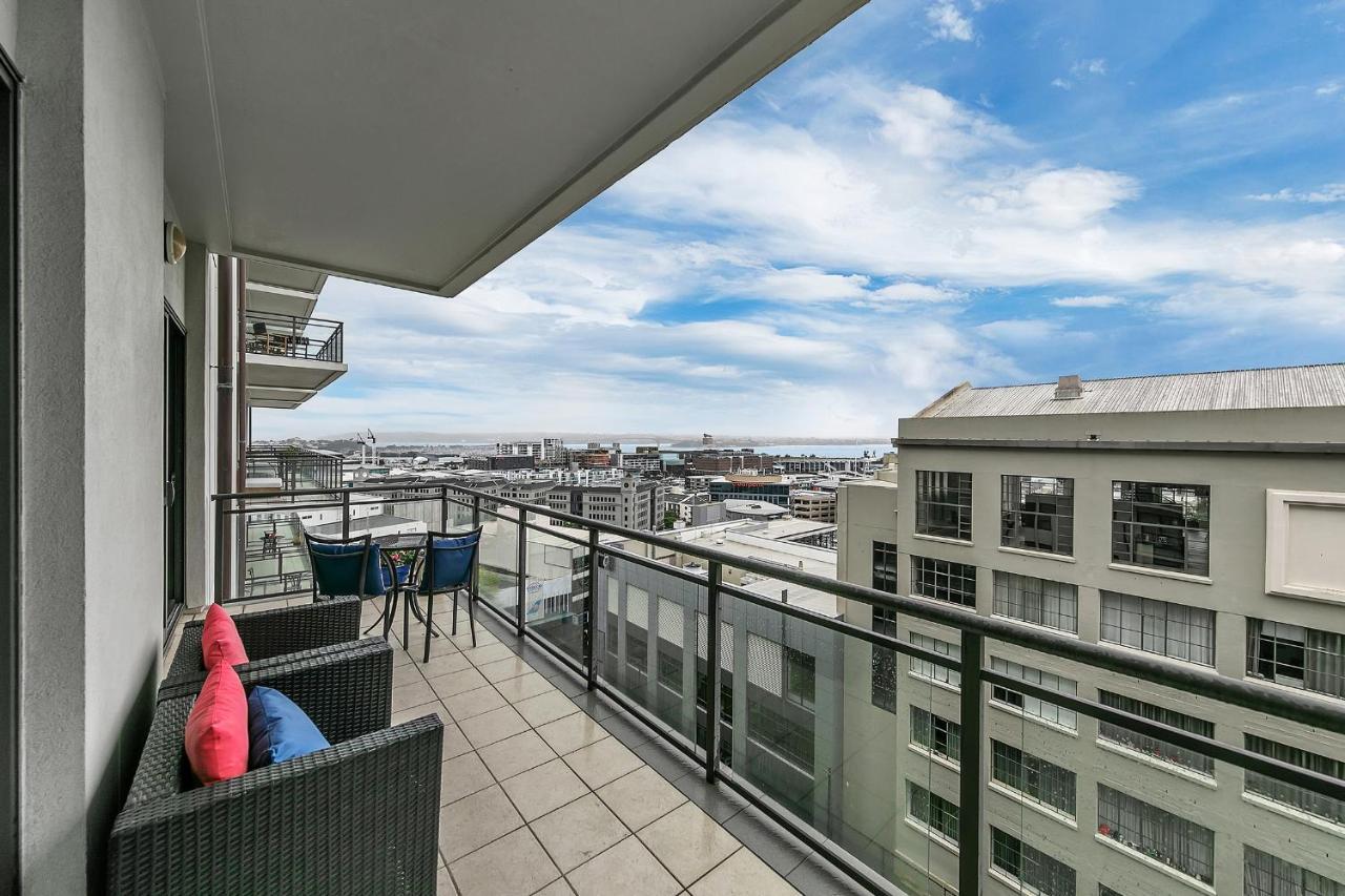 Corporate Gem + Rooftop Pool & Spa Auckland Exterior photo